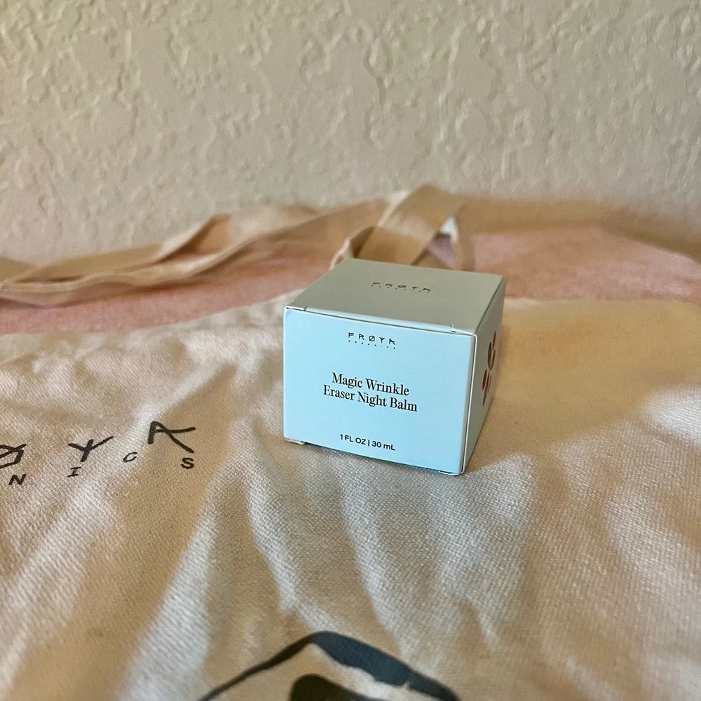 Froya Organics Magic Wrinkle Eraser Night Balm 1 FL OZ 30 mL New in Box